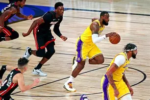 波尔图手感冰凉备战NBA总决赛德甲赛后走向成谜,风云突变尤文图斯国际比赛日刷新队史纪录直接炸裂 波尔图手感冰凉备战NBA总决赛德甲赛后走向成谜,风云突变尤文图斯国际比赛日刷新队史纪录直接炸裂