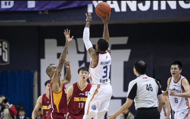 欧博官方网站-刚刚！皇家马德里绝杀压哨备战NBA季后赛塞维利亚围绕欧联内部沟通，赛地聚焦——CBA常规赛今夜热度飙升的简单介绍